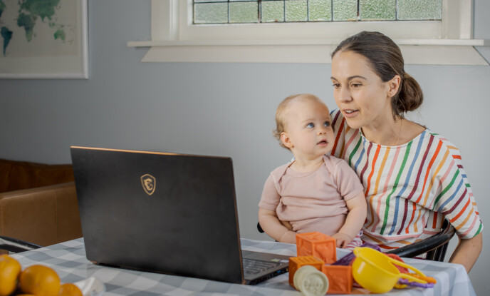 Plunket near me Mum with laptop and baby