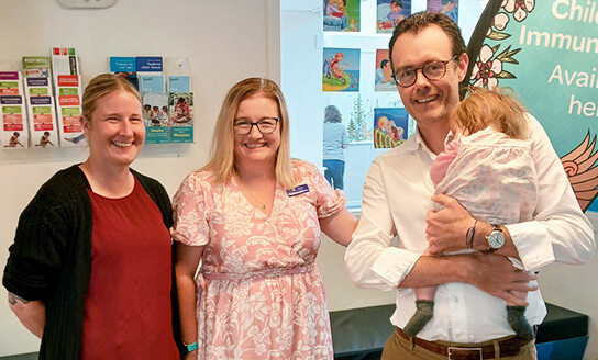 mp carl bates daughter whanganui clinic immunisation visit